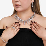 Load image into Gallery viewer, Maharani Muse Diamond Necklace Set