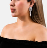 Load image into Gallery viewer, Pearl Cascade Earrings