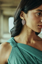 Load image into Gallery viewer, Peony Leaf Earrings