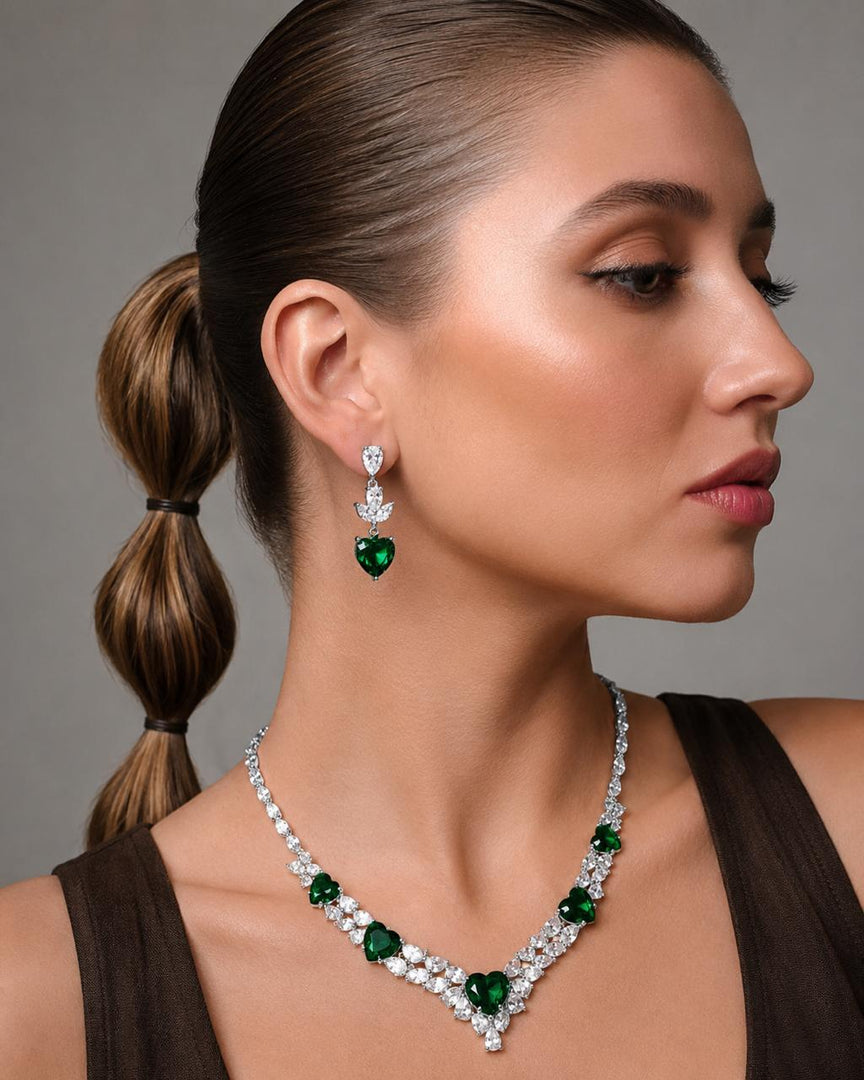 Heart Of Emerald Necklace Set