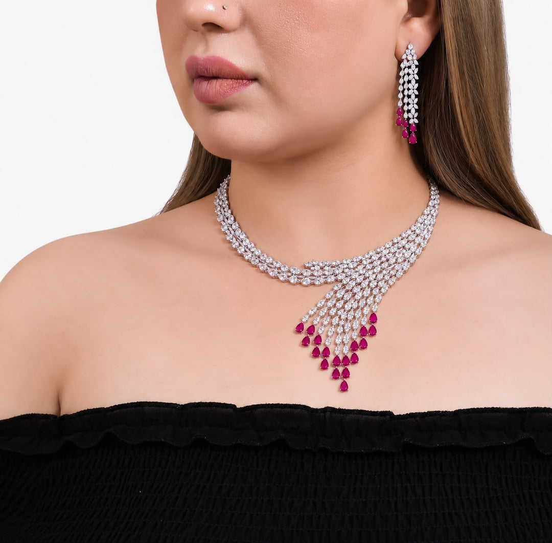 VAMP Diamond Necklace Set